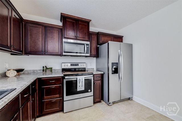 677 Piedmont Avenue, Hinesville, GA 31313