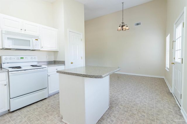 3742 Boardwalk Ct, Gulf Breeze, FL 32563