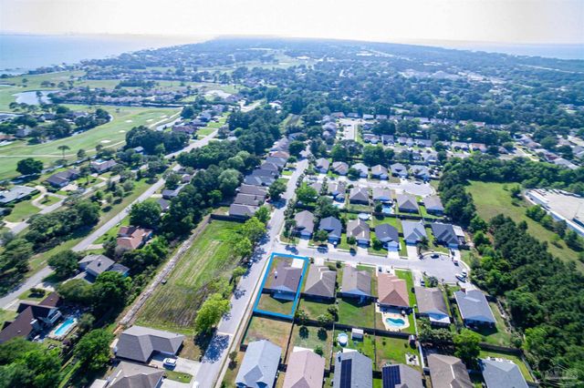 3742 Boardwalk Ct, Gulf Breeze, FL 32563