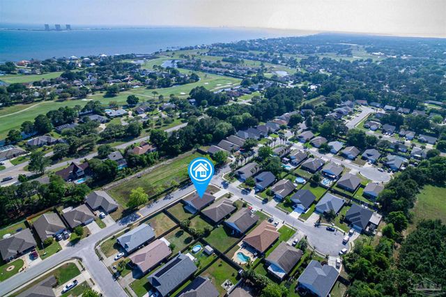3742 Boardwalk Ct, Gulf Breeze, FL 32563