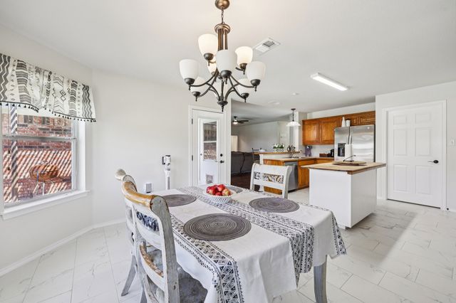 1325 Lake Shore Drive, Crowley, TX 76036