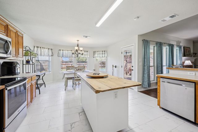 1325 Lake Shore Drive, Crowley, TX 76036