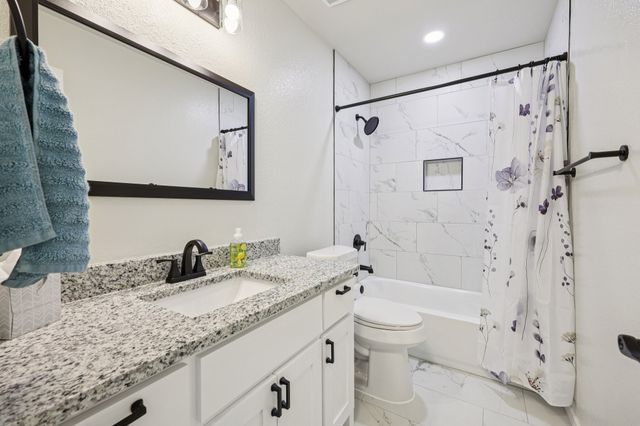 1325 Lake Shore Drive, Crowley, TX 76036