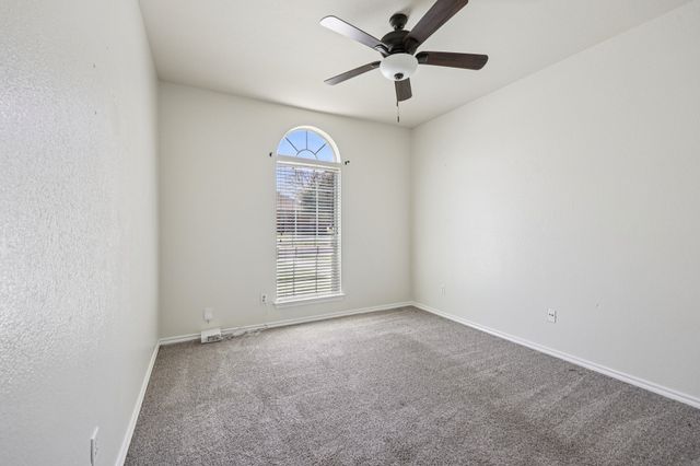 1325 Lake Shore Drive, Crowley, TX 76036