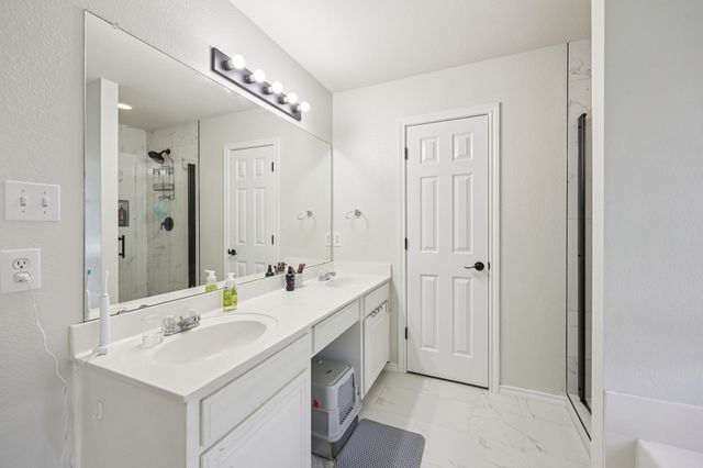 1325 Lake Shore Drive, Crowley, TX 76036