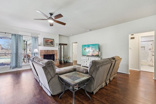 1325 Lake Shore Drive, Crowley, TX 76036