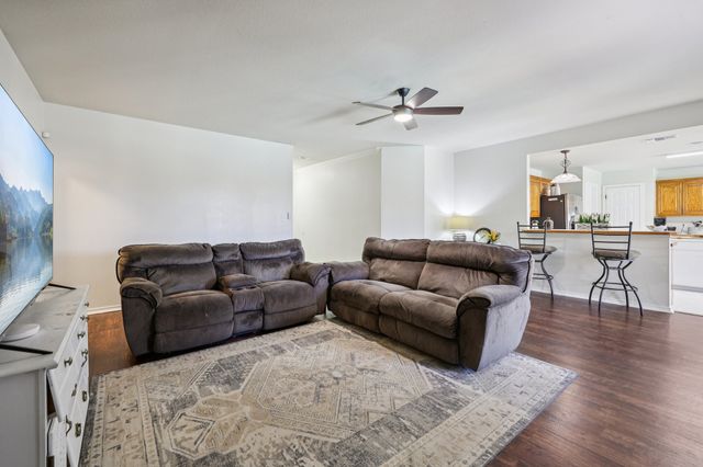 1325 Lake Shore Drive, Crowley, TX 76036