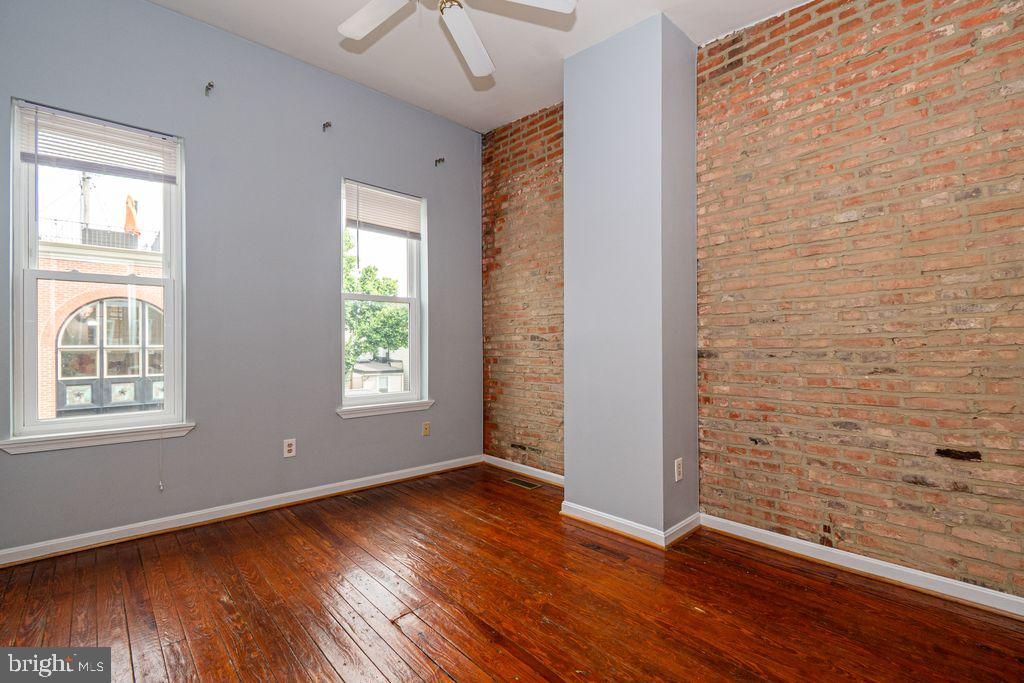 Image 3 of property listing at 601 HARVEY ST, Baltimore, MD 21230