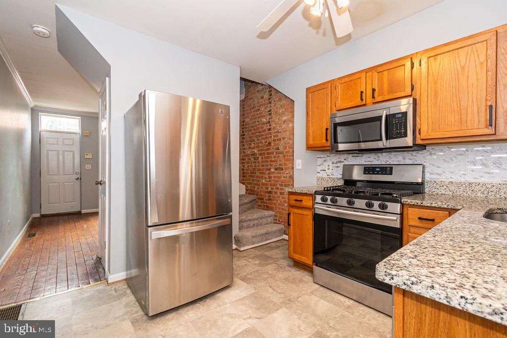 Image 5 of property listing at 601 HARVEY ST, Baltimore, MD 21230