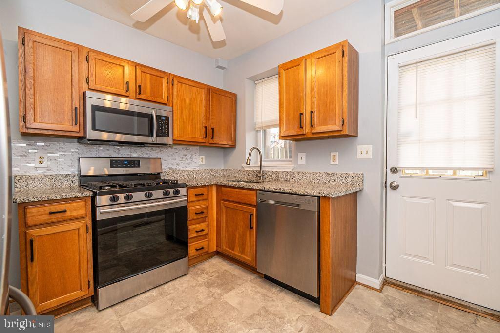 Image 6 of property listing at 601 HARVEY ST, Baltimore, MD 21230