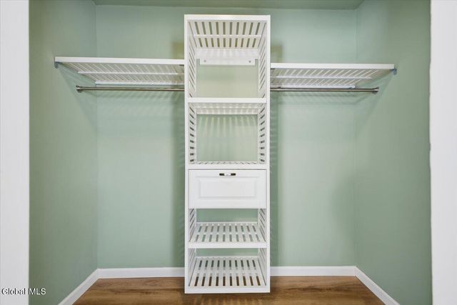 21 Pinewood Hollow Road, Queensbury, NY 12804