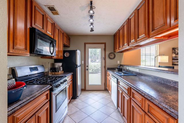 6 Winkley Shoals Cove, Heber Springs, AR 72543