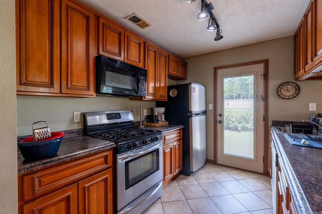 6 Winkley Shoals Cove, Heber Springs, AR 72543