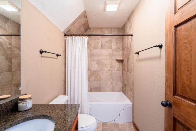 6 Winkley Shoals Cove, Heber Springs, AR 72543