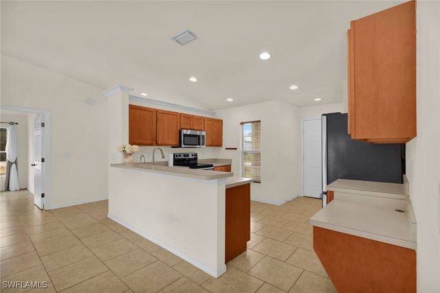 3012 14th ST W, Lehigh Acres, FL 33971