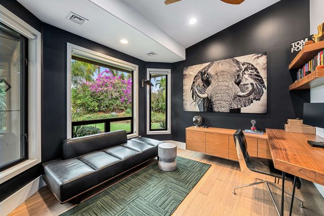 384 Pualoa Nani Pl, Kihei, HI 96753