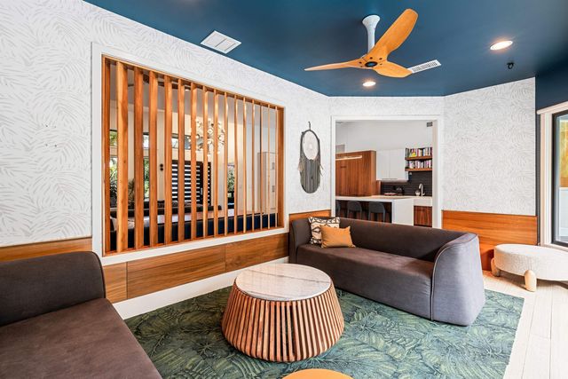 384 Pualoa Nani Pl, Kihei, HI 96753