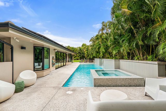 384 Pualoa Nani Pl, Kihei, HI 96753