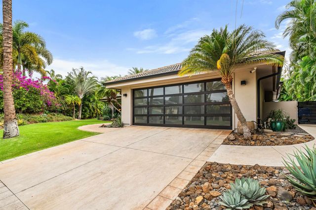 384 Pualoa Nani Pl, Kihei, HI 96753
