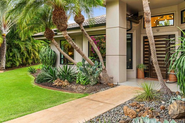 384 Pualoa Nani Pl, Kihei, HI 96753