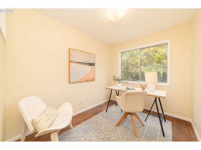 2133 Sw TAYLORS FERRY Rd, Portland, OR 97219