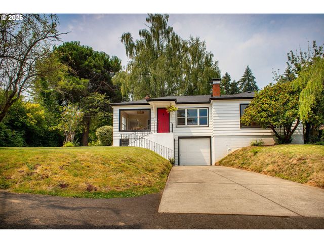 2133 Sw TAYLORS FERRY Rd, Portland, OR 97219