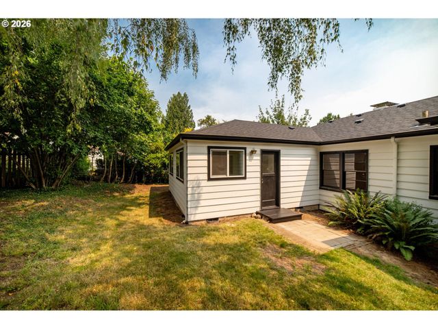 2133 Sw TAYLORS FERRY Rd, Portland, OR 97219