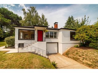 2133 Sw TAYLORS FERRY Rd, Portland, OR 97219