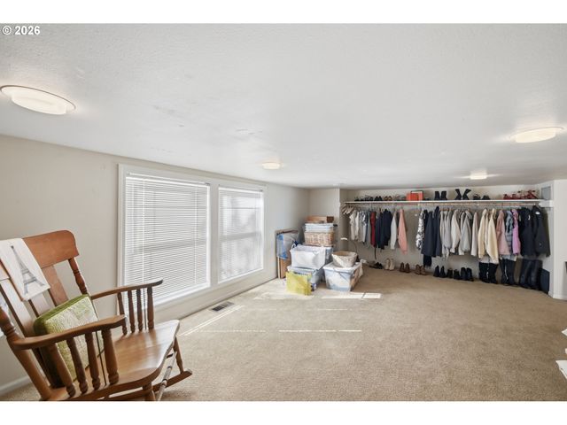 5260 OVERBROOK Ln, Eugene, OR 97405