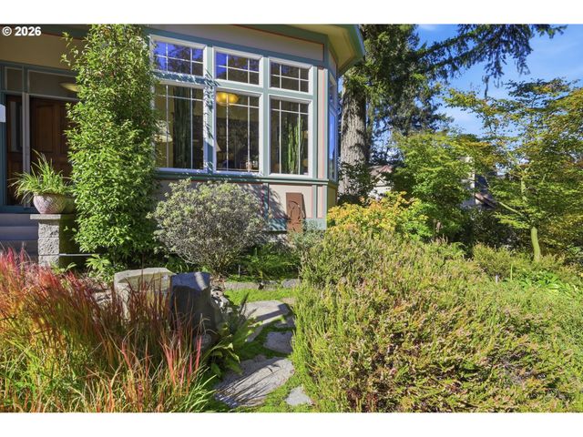 5260 OVERBROOK Ln, Eugene, OR 97405