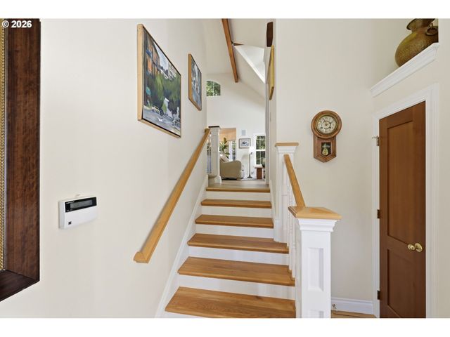 5260 OVERBROOK Ln, Eugene, OR 97405