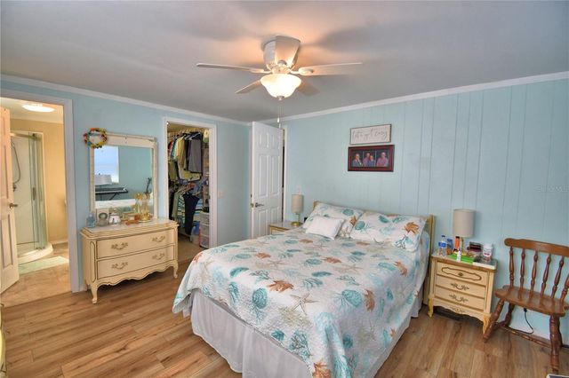 156 PARADISE LANE, Auburndale, FL 33823