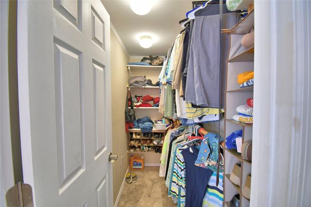 156 PARADISE LANE, Auburndale, FL 33823