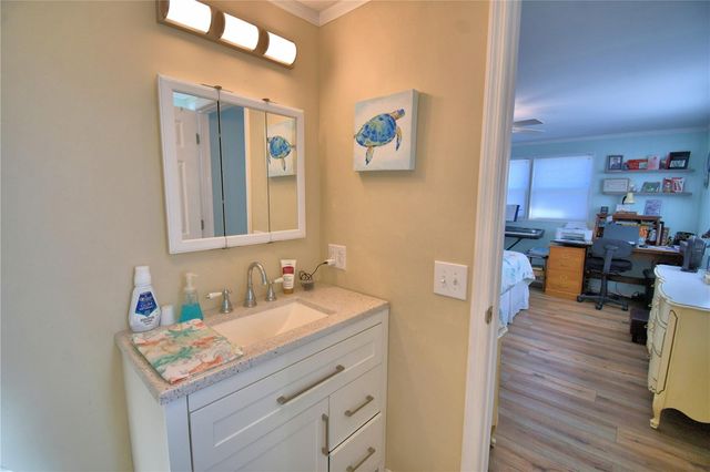 156 PARADISE LANE, Auburndale, FL 33823