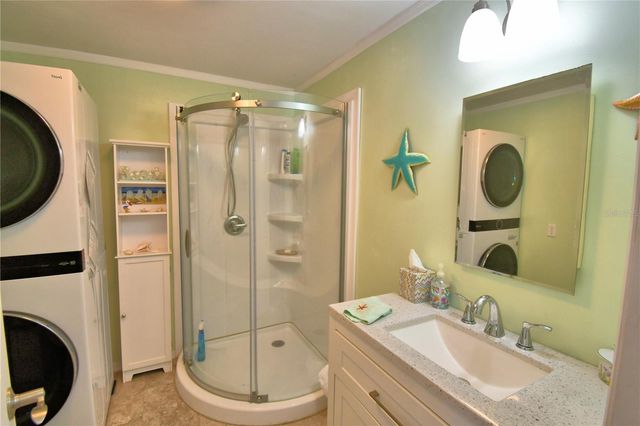 156 PARADISE LANE, Auburndale, FL 33823