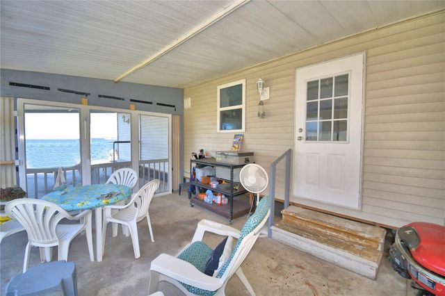 156 PARADISE LANE, Auburndale, FL 33823