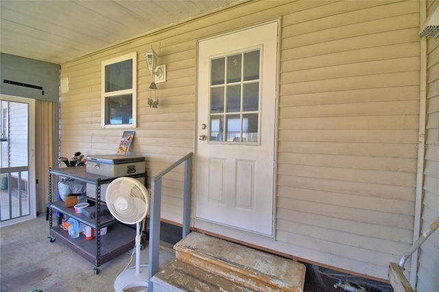 156 PARADISE LANE, Auburndale, FL 33823