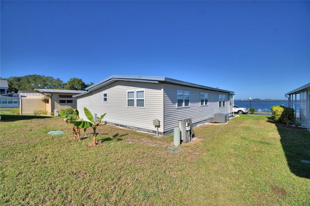 156 PARADISE LANE, Auburndale, FL 33823