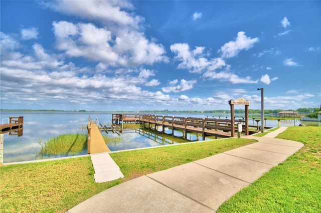 156 PARADISE LANE, Auburndale, FL 33823