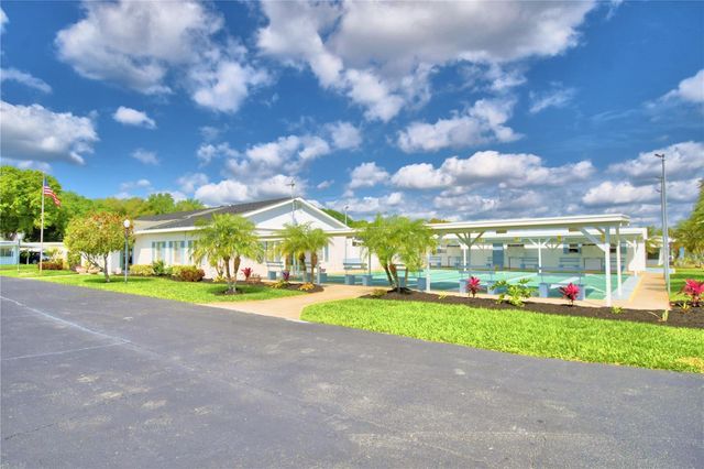 156 PARADISE LANE, Auburndale, FL 33823