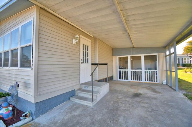 156 PARADISE LANE, Auburndale, FL 33823