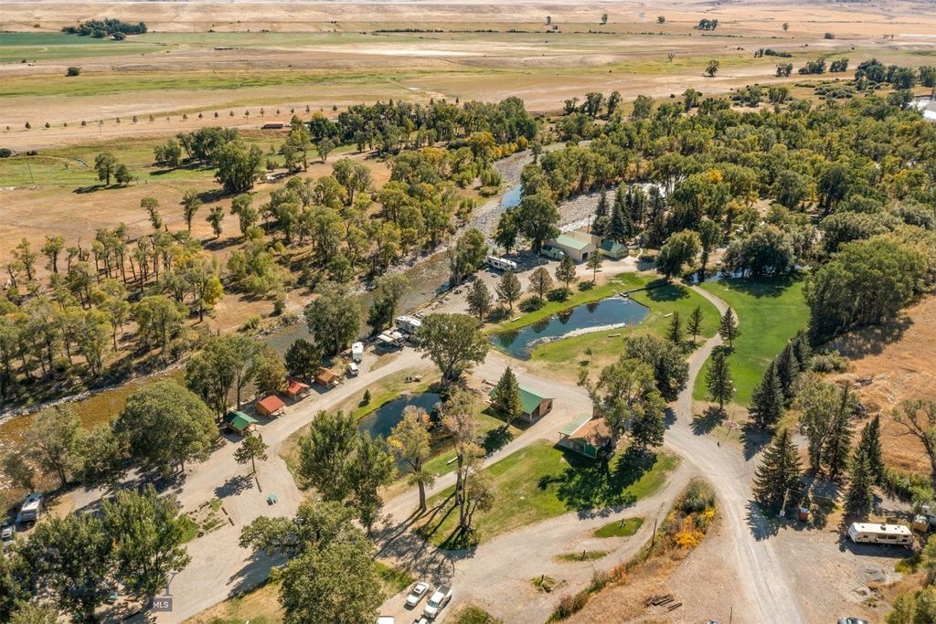 257 Main Boulder Road, Big Timber, MT 59011 photo 9