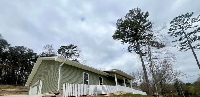 1032 Woodgate Road, Ringgold, GA 30736