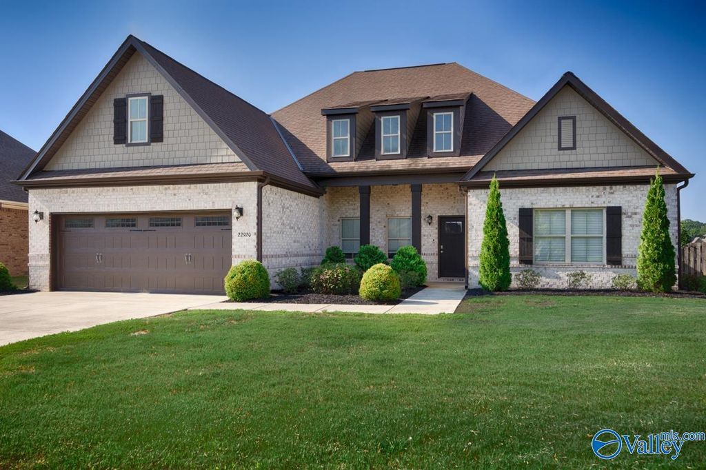 22920 Ledges Drive, Athens, AL 35613