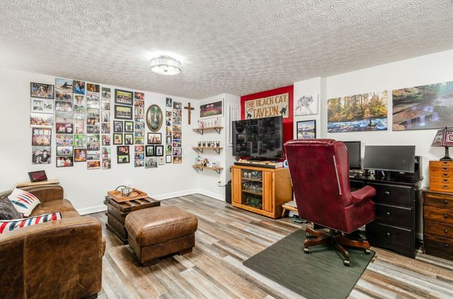 5625 Greystone Lane, Hilliard, OH 43026