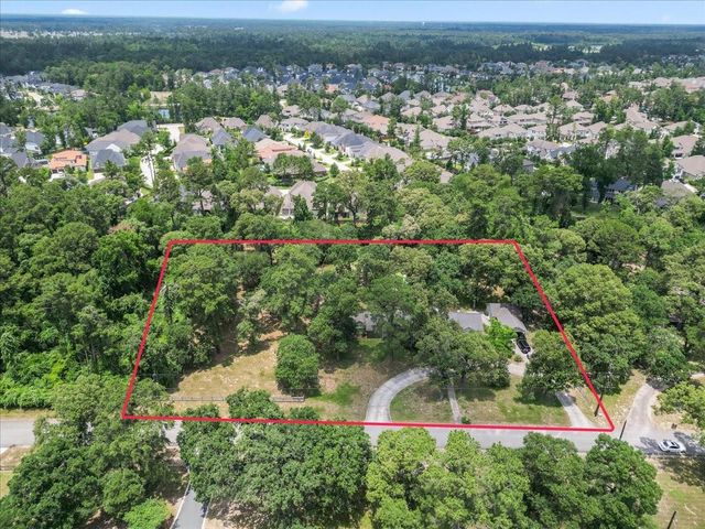 9502 Rolling Oaks Drive, Tomball, TX 77375
