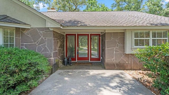 9502 Rolling Oaks Drive, Tomball, TX 77375