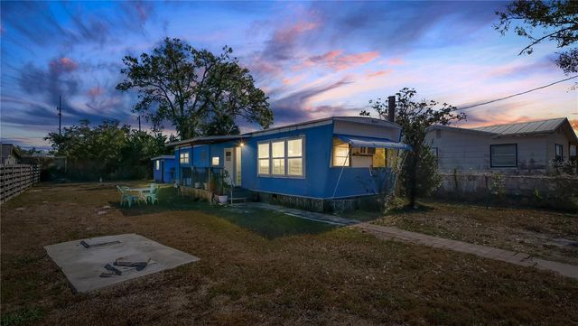 4881 VICTORIA AVENUE, Sarasota, FL 34233