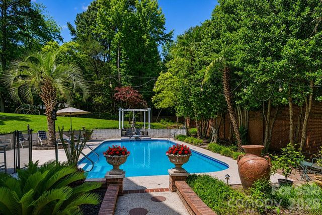 2449 Seth Thomas Road, Charlotte, NC 28210