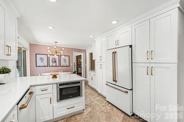 2449 Seth Thomas Road, Charlotte, NC 28210